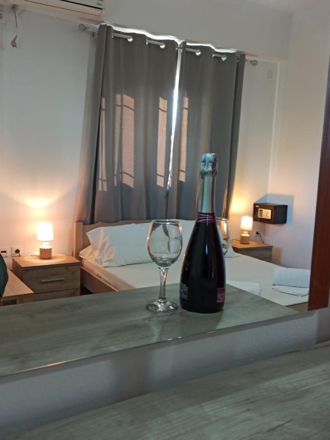 Villa Pouliezos Apartments アリカナス エクステリア 写真