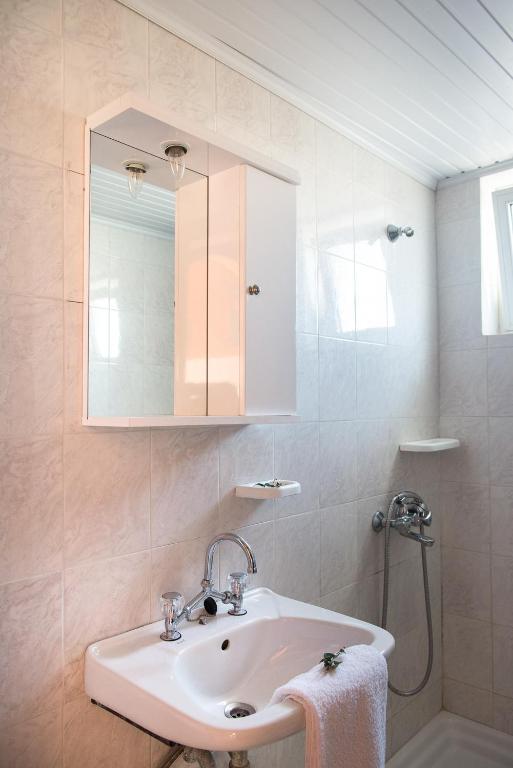 Villa Pouliezos Apartments アリカナス 部屋 写真